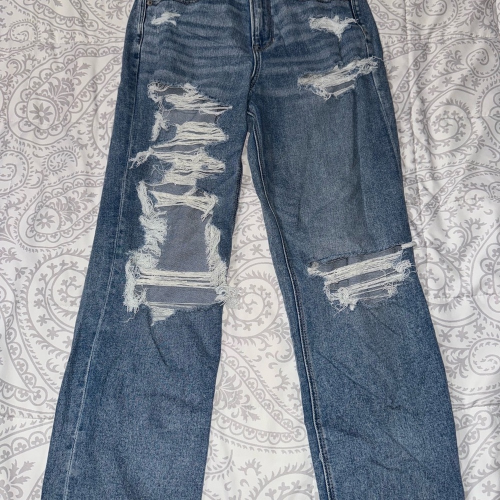 American Eagle Distressed Blue Jeans